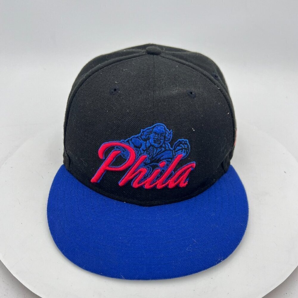New Era 9Fifty NBA Philadelphia 76ers Embroidered Blue Black Snapback Hat